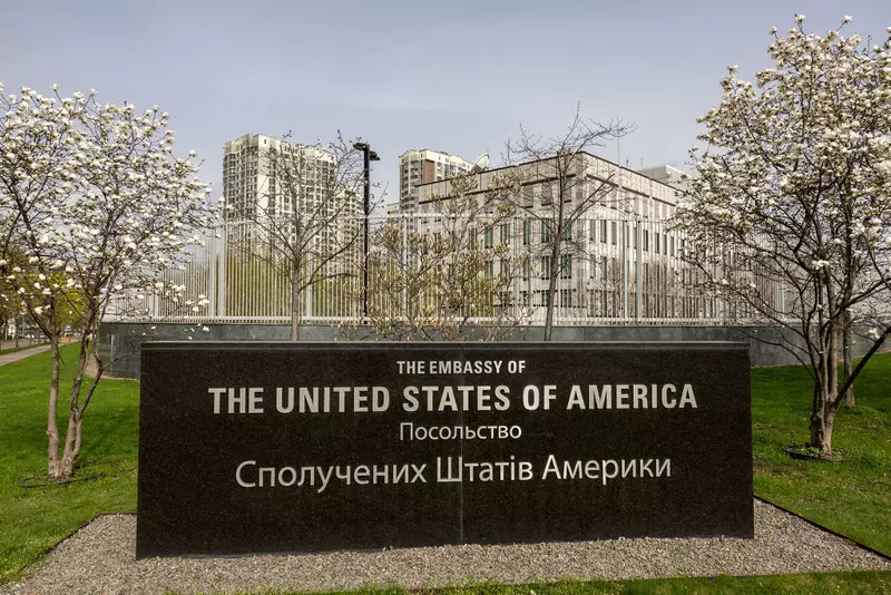 Dyplomaci z USA zaczęli wracać na Ukrainę. Większość Amerykanów popiera wysyłanie tam uzbrojenia