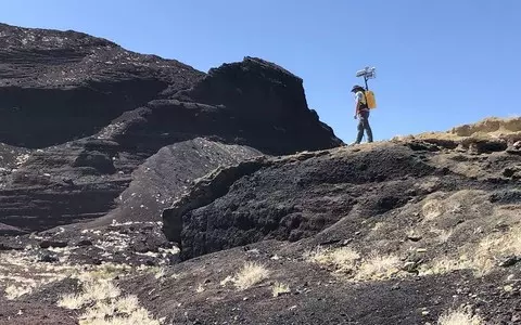 NASA scientists have created a backpack for hiking on the moon