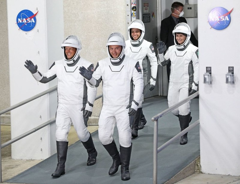 Kapsuła Dragon SpaceX przycumowała do Międzynarodowej Stacji Kosmicznej