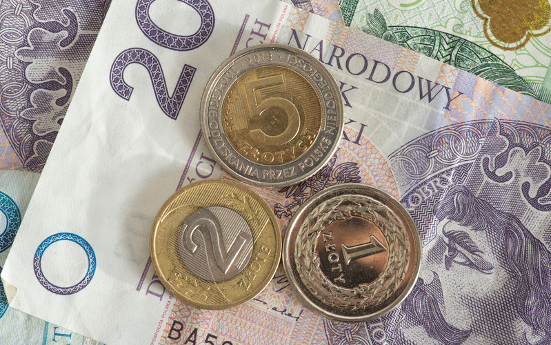 "Dziennik Gazeta Prawna": The minimum wage in Poland will increase by over PLN 400