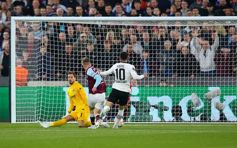 Football LE: West Ham defeated Fabianski, RB Leipzig beat Rangers