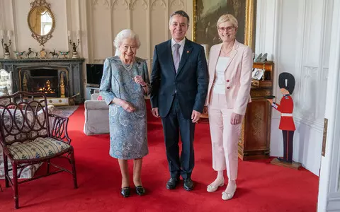 Smiling Queen returns to work without walking stick week after turning 96