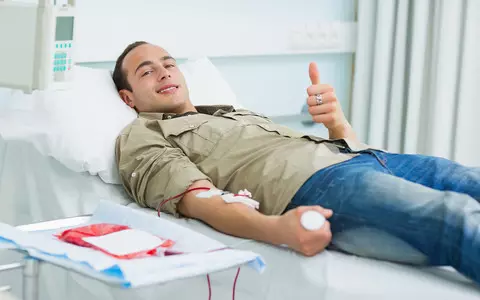 Canada to lift ban on gay men donating blood