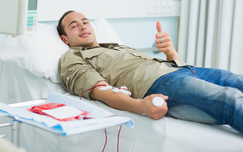 Canada to lift ban on gay men donating blood
