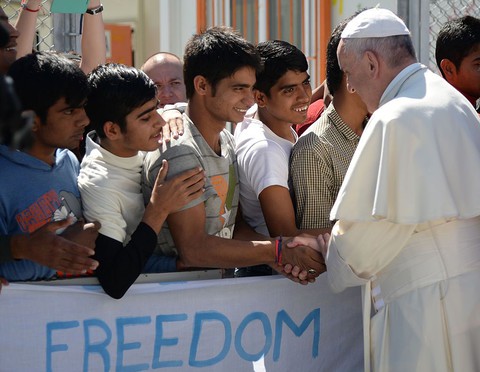 The Pope will pay for rental housing for Syrian refugee in Lodz