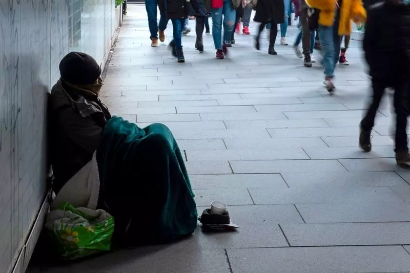 Niespełna 1 na 10 bezdomnych w Londynie to osoba młoda