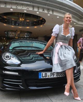 WTA: Szarapowa odjechała Porsche