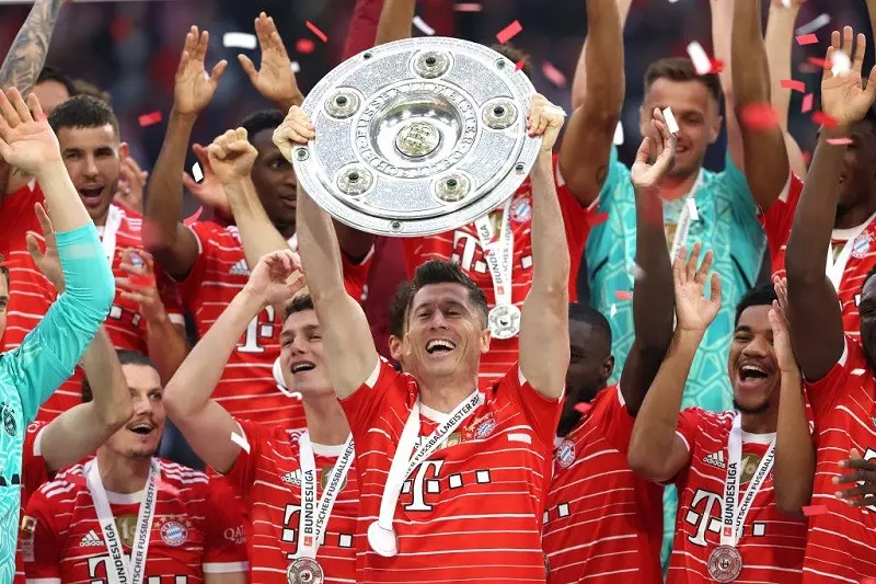 Bundesliga: Remis Bayernu. Po meczu mistrzowska feta