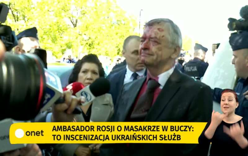 Russian ambassador to Poland is drenched in paint