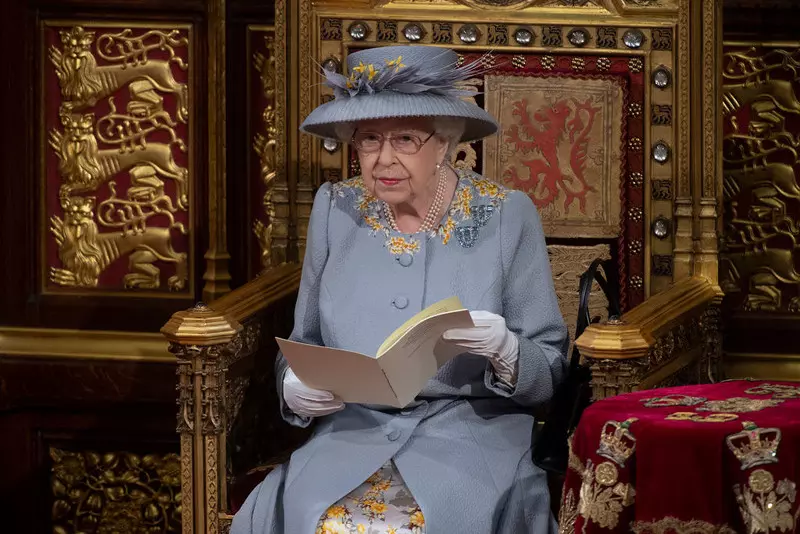 Jutro mowa tronowa Elżbiety II. Nad jakimi projektami ustaw pracuje obecnie rząd?