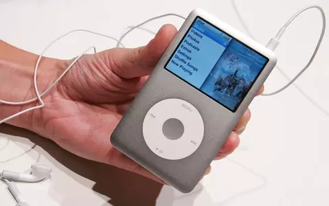 Apple stops production of iPods