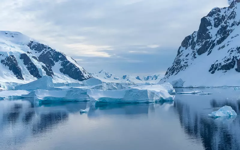 Naukowcy odkryli jezioro wielkości miasta pod pokrywą lodową na Antarktydzie