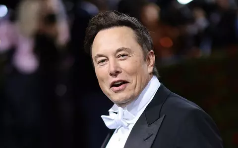 Elon Musk has put the purchase of Twitter on hold