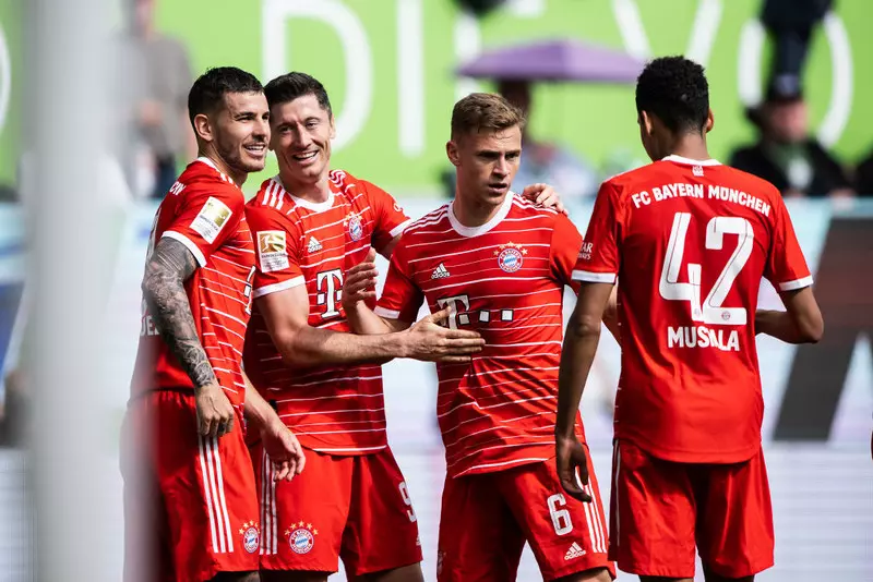 Liga niemiecka: Remis Bayernu na zakończenie sezonu, gol Lewandowskiego