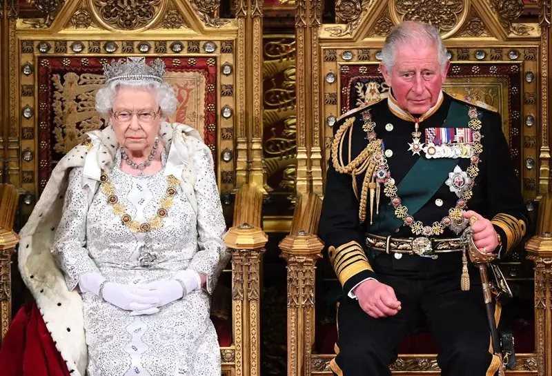 Co trzeci Brytyjczyk uważa, że królowa powinna ustąpić i pozwolić Karolowi przejąć władzę