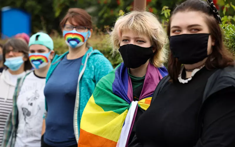 RPO: W Polsce osoby LGBT+ nadal narażone są na nierówne traktowanie