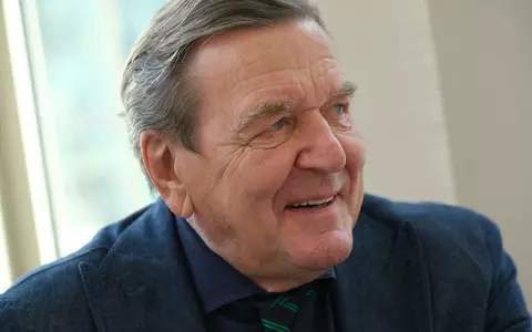 European Parliament in favor of sanctions against Schroeder if he continues to cooperate with Kremli