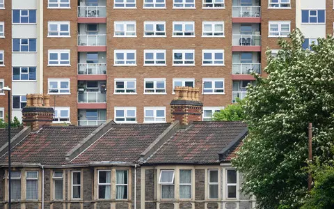 Energy price cap: Typical energy bill set to rise £800 a year in October