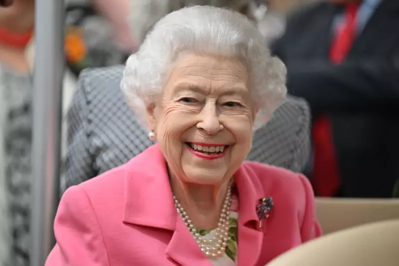 Brytyjska królowa poszukuje pracownika. Płaci £7,97 na godzinę
