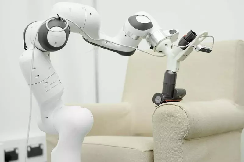 Firma Dyson poszukuje do pracy specjalistów, prezentując swoje najnowsze roboty