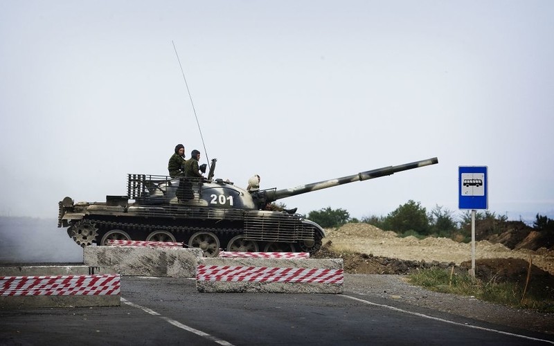 UK Ministry of Defence: Russia has started using 50-year-old T-62 tanks
