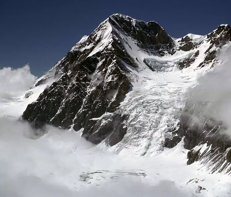 Szwajcaria: Runęła część lodowca z masywu Grand Combin. Są ranni, trwa akcja ratunkowa