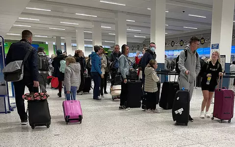 Cancelled flights: Travel firms have oversold flights and holidays - Shapps