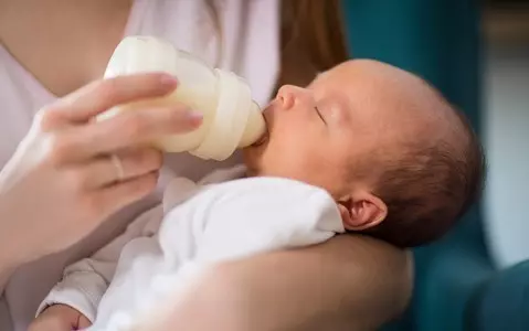 More overseas infant formula coming to US next week as shortage continues