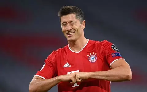 Bayern Munich 'set £34m price-tag for Robert Lewandowski' as the star continues to push for an exit