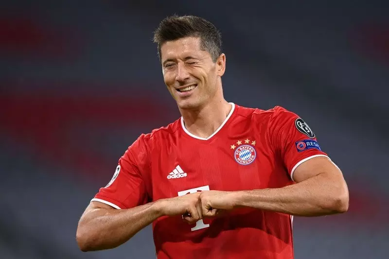 Bayern Munich 'set £34m price-tag for Robert Lewandowski' as the star continues to push for an exit