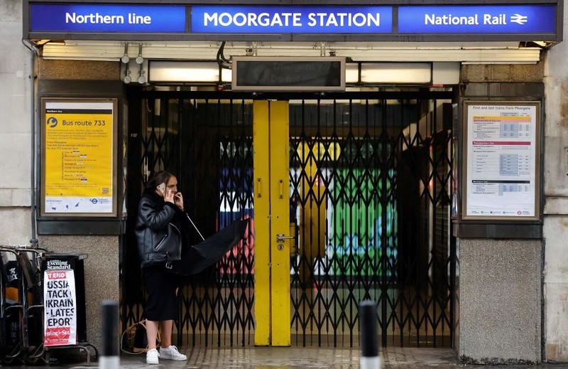 Londyn: Jutro strajk metra. "Unikajcie niepotrzebnych podróży"