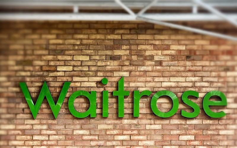 Prawie £50 tys. odszkodowania dla pracownika Waitrose. Zwolniono go za żart