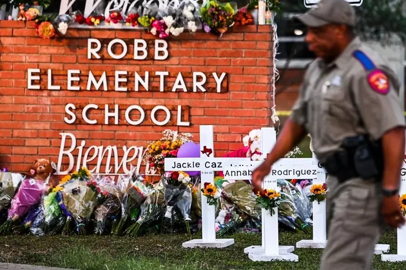 USA: Nauczyciele w Ohio będą mogli nosić broń w szkole. Wystarczy 24-godzinne szkolenie