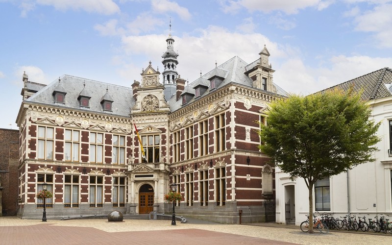Dutch universities discourage foreign students from coming. It's about lodging