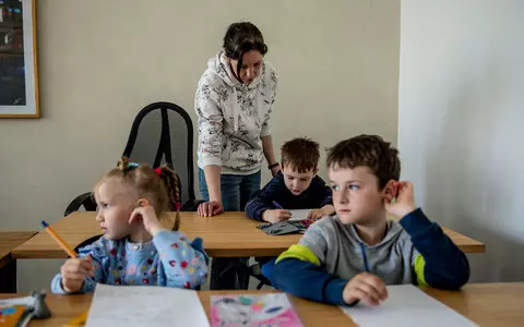 Nearly 75 percent students in Poland will be happy to sit at the school desk with the refugee