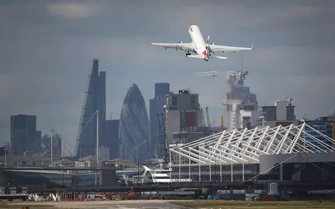 London City Airport 'should be shut down