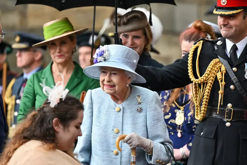 Królowa Elżbieta II udała się na coroczną wizytę do Szkocji