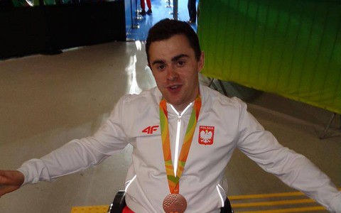Adrian Castro won the bronze medal in wheelchair fencing finals at Rio 2016