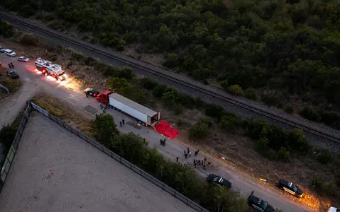 USA: 46 ciał martwych ludzi odkryto w półciężarówce w upalnym San Diego