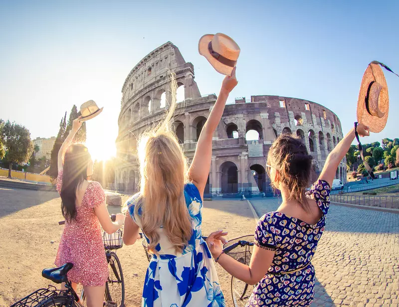 Włochy: Rekordowa liczba zagranicznych turystów, więcej niż przed pandemią