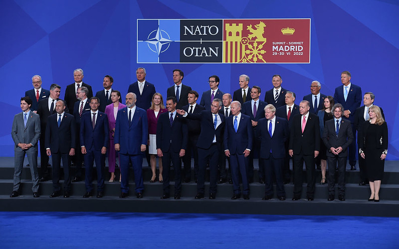 Szczyt NATO: Wzmocnienie wschodniej flanki i zaproszenie Finlandii i Szwecji do członkostwa