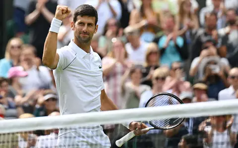 Wimbledon: Szybki awans Djokovica do trzeciej rundy, porażka Ruuda