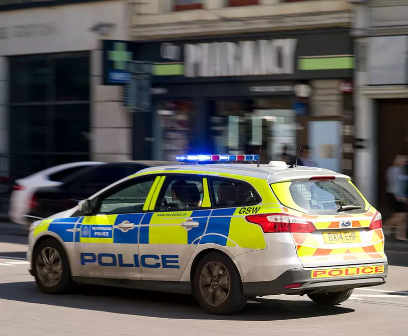 Rekordowa liczba brytyjskich jednostek policyjnych jest niewydolna i wymaga działań naprawczych