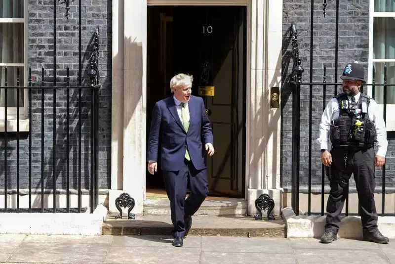 Premier Johnson zaprzecza, by planował wcześniejsze wybory do Izby Gmin. W tle nowy skandal w partii