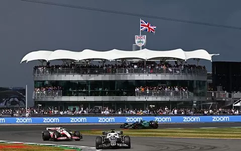 F1 British Grand Prix: red flag after early crash at Silverstone