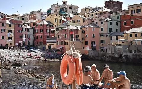 Italy: Up to € 500 fine in Sorrento for walking with a costume or bare-chested