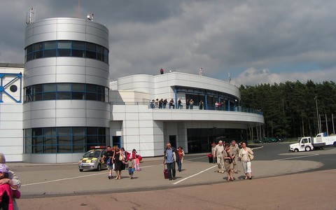 Wzrost przewozów pasażerskich na lotnisku Szczecin-Goleniów