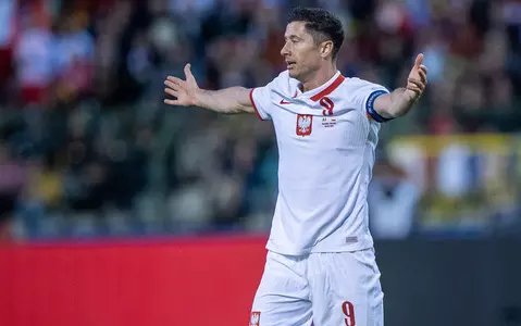 Spanish media: 'Barca' not letting up, Lewandowski decision could be made by Friday