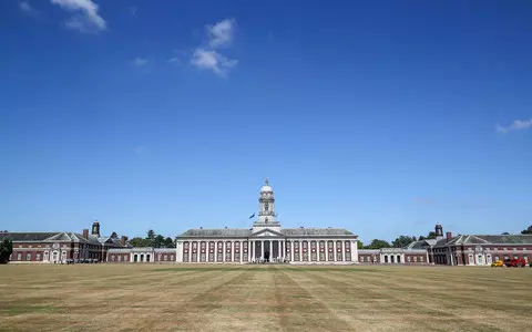 British media: The hot weather has melted the flight line at a key RAF base, training flights halted