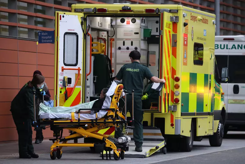 Pressure on NHS emergency services getting worse in England